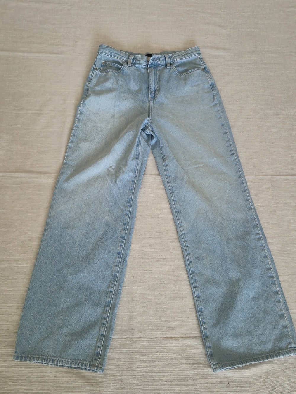 Uniqlo Light Blue Straight Leg Women's Jeans